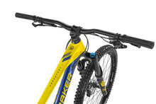 Load image into Gallery viewer, 2021 MONDRAKER SUPERFOXY CARBON R
